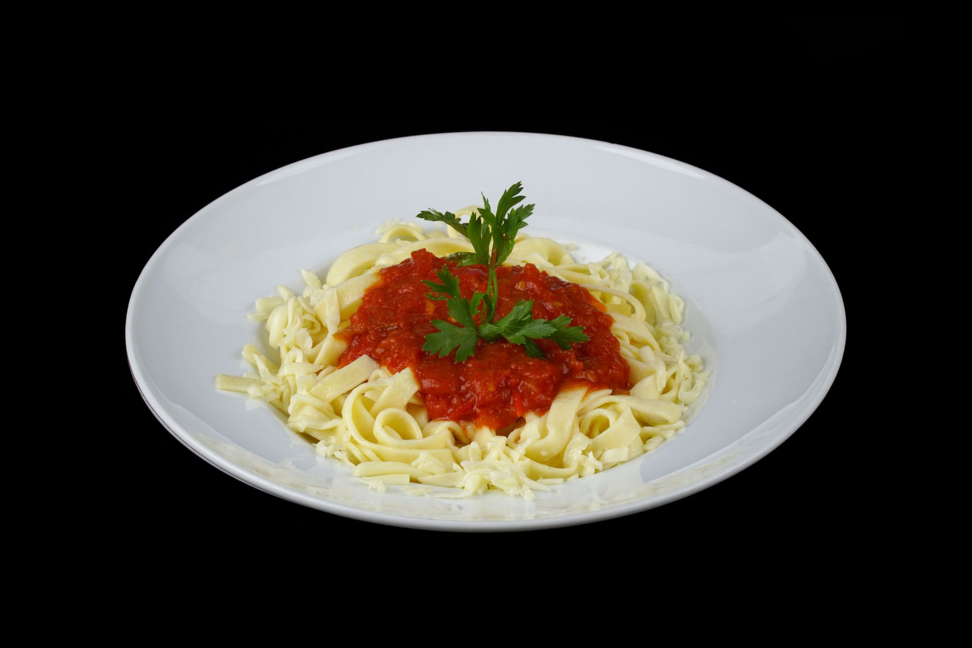 Domates Soslu Makarna